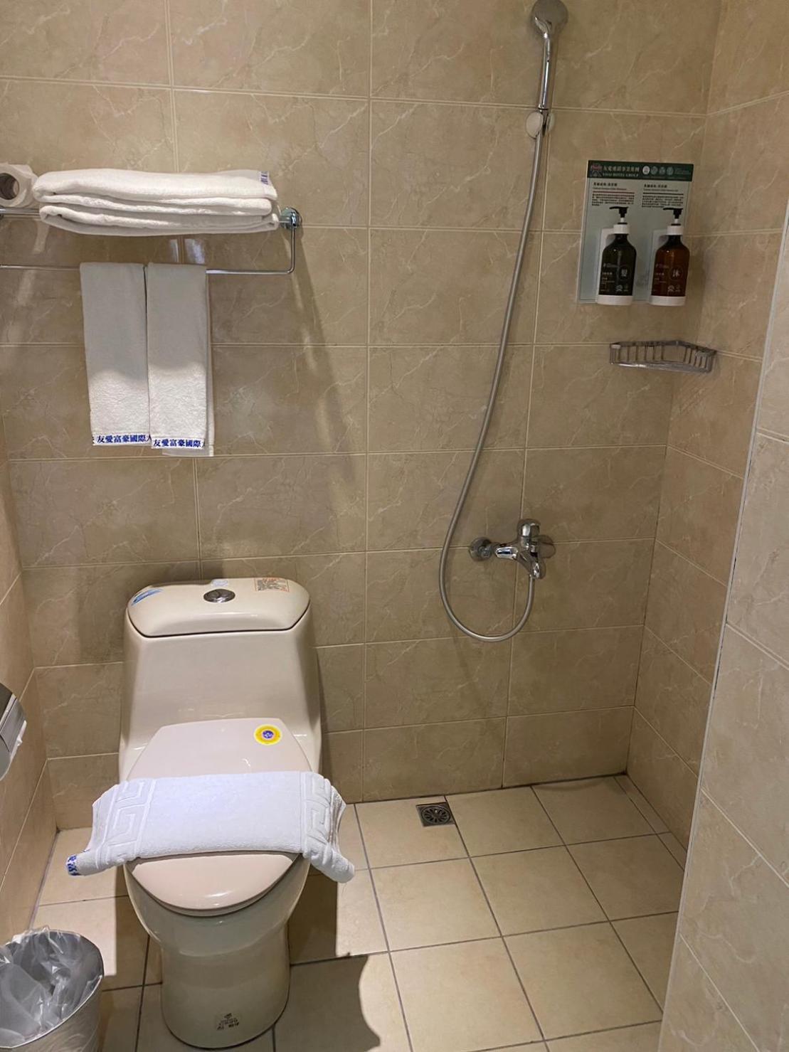 Yuai Fu Hao Hotel Đài Trung Ngoại thất bức ảnh